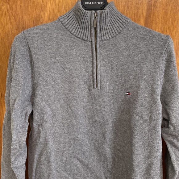 Men’s Tommy Hilfiger Sweater - Picture 2 of 7